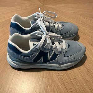 New Balance 57/40 woman’s size 10